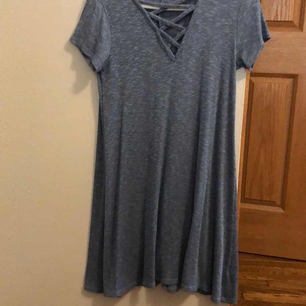 blue short sleeve dress